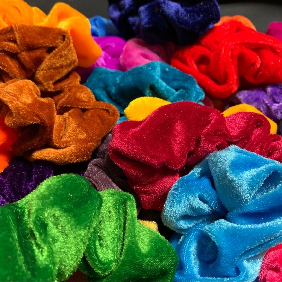 Velour Scrunchies (set of 5) - Picture 2 of 5